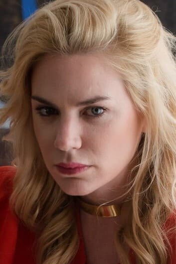 Esmeralda Mitre profile