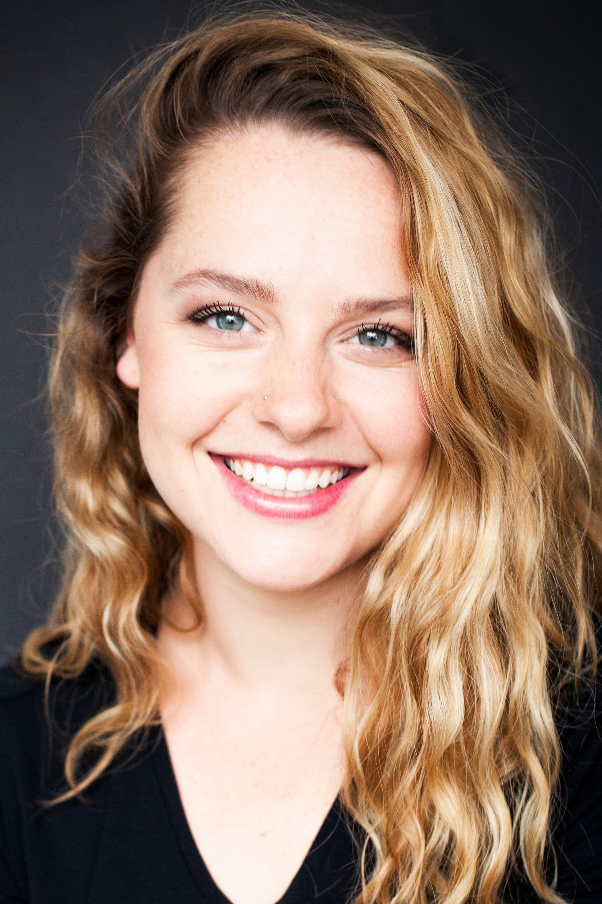 Lauren Hartley profile