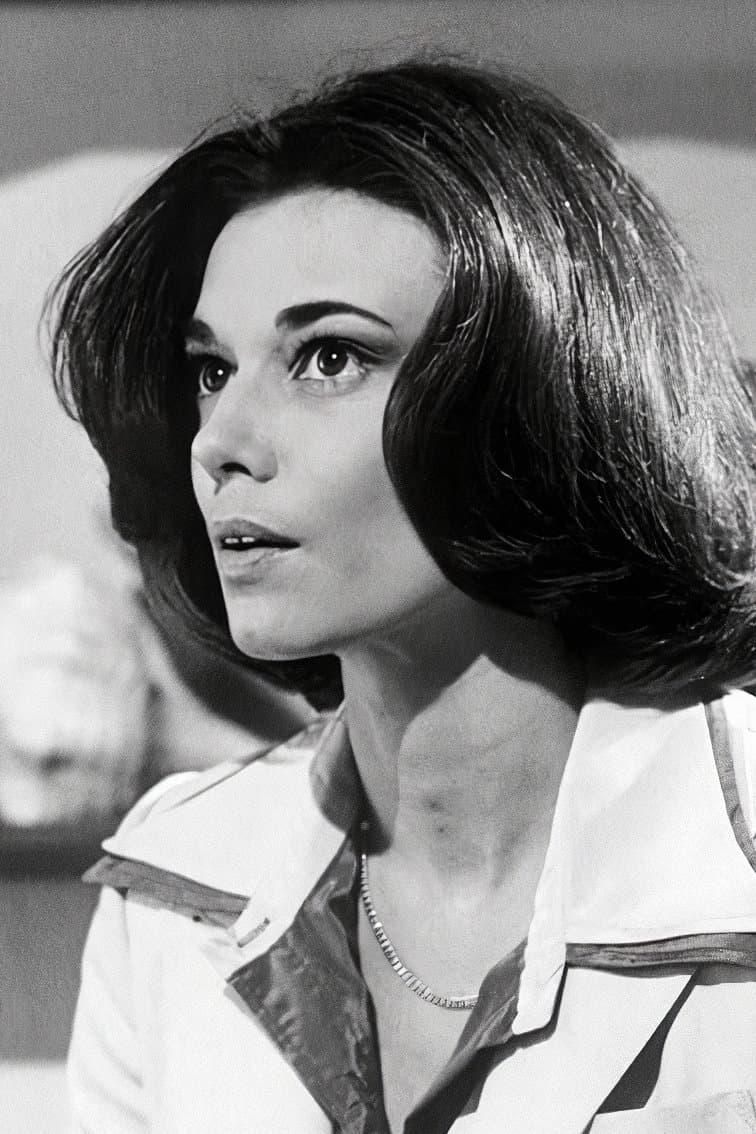 Tricia O'Neil profile