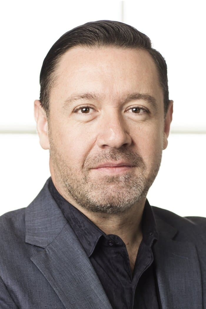 Robert Patterson profile