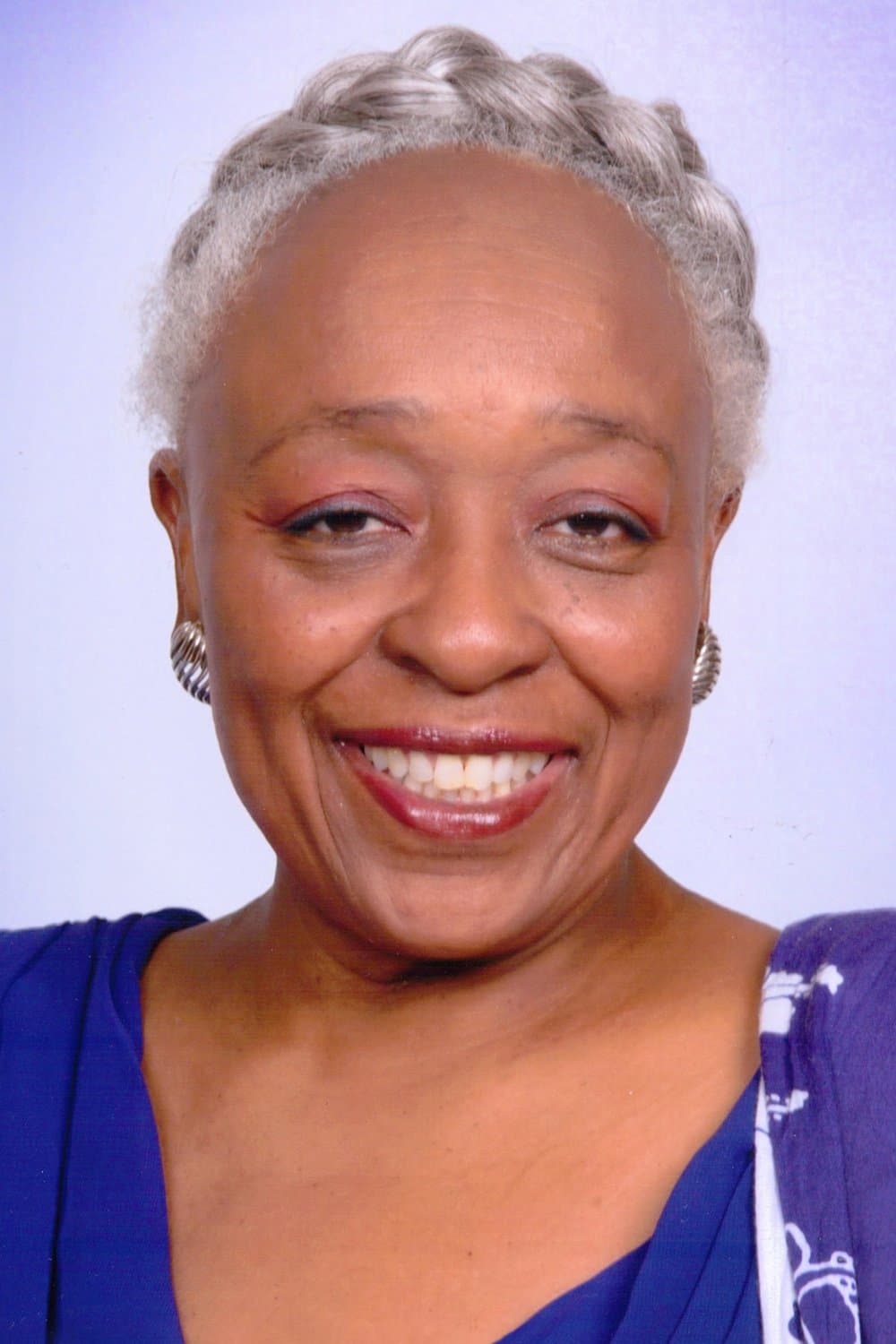 Louisa Abernathy profile