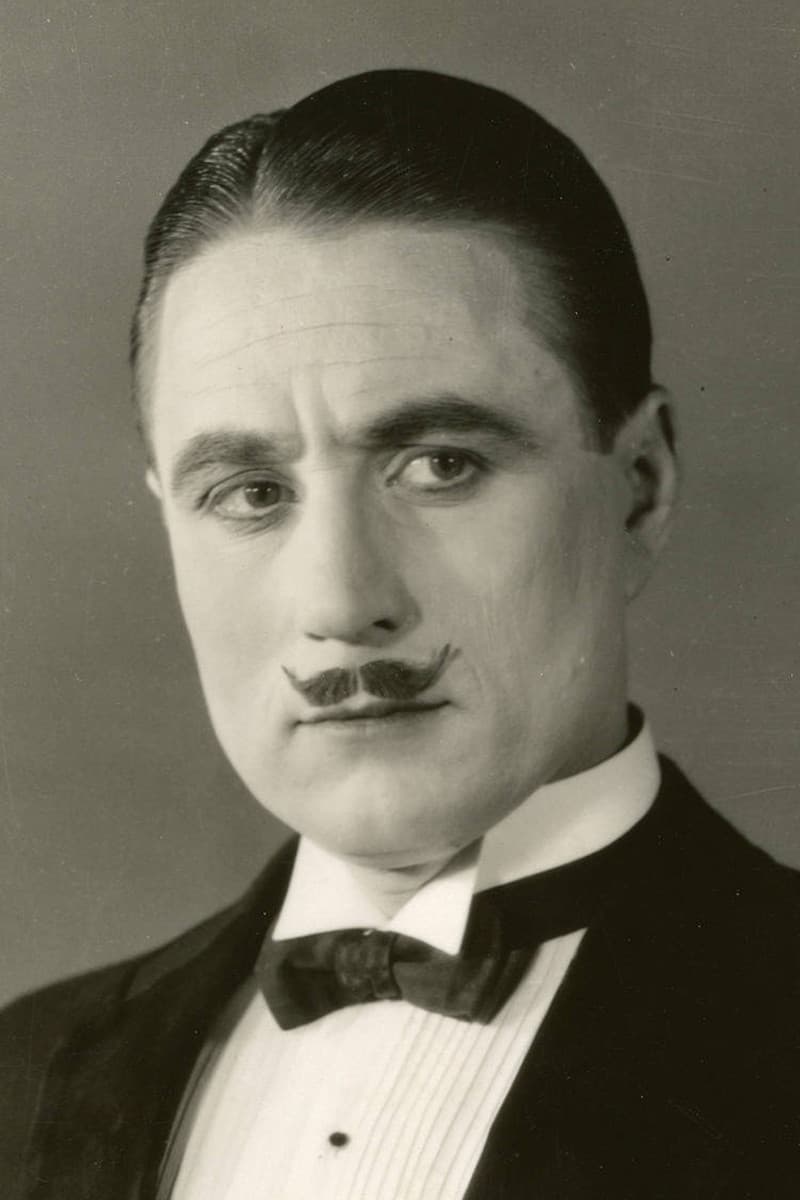 Syd Chaplin profile