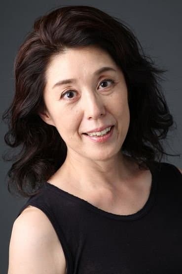 Tomoko Shiota profile