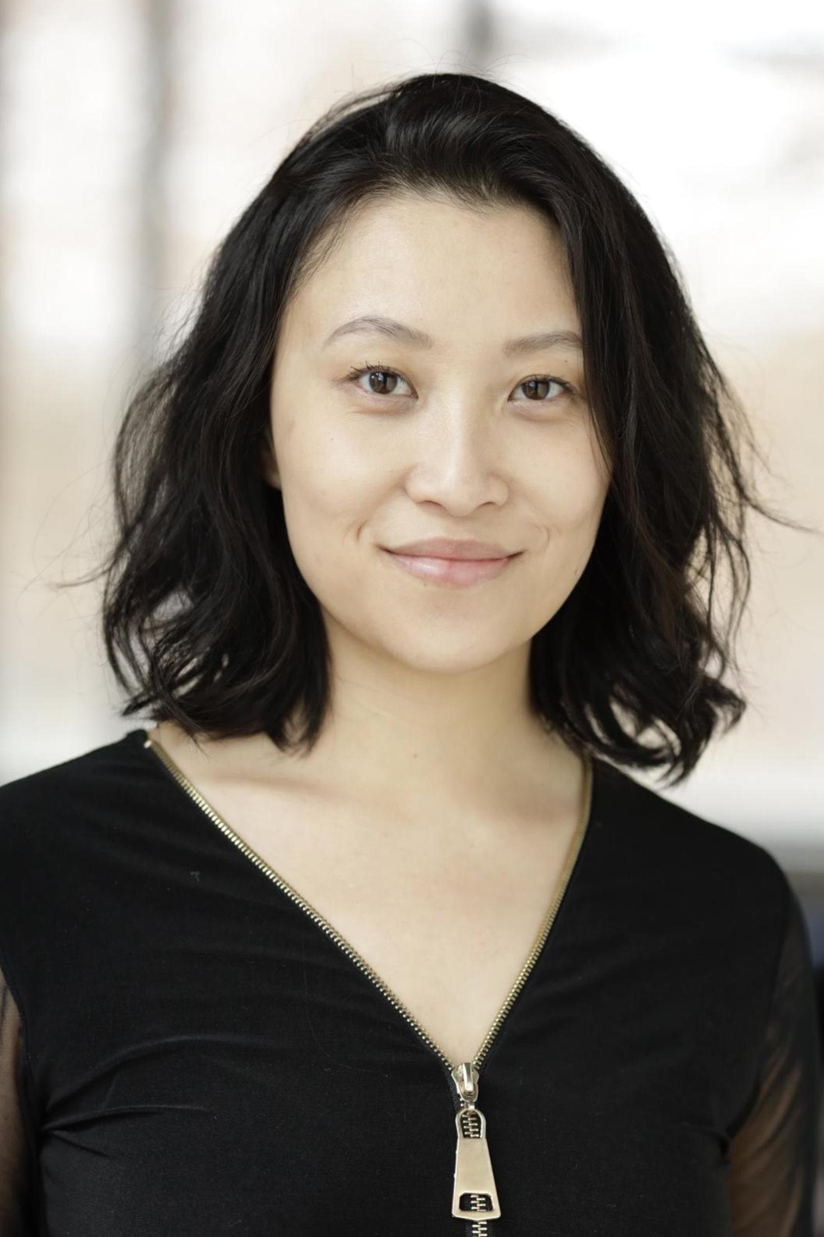 Lucy Lan Luo profile