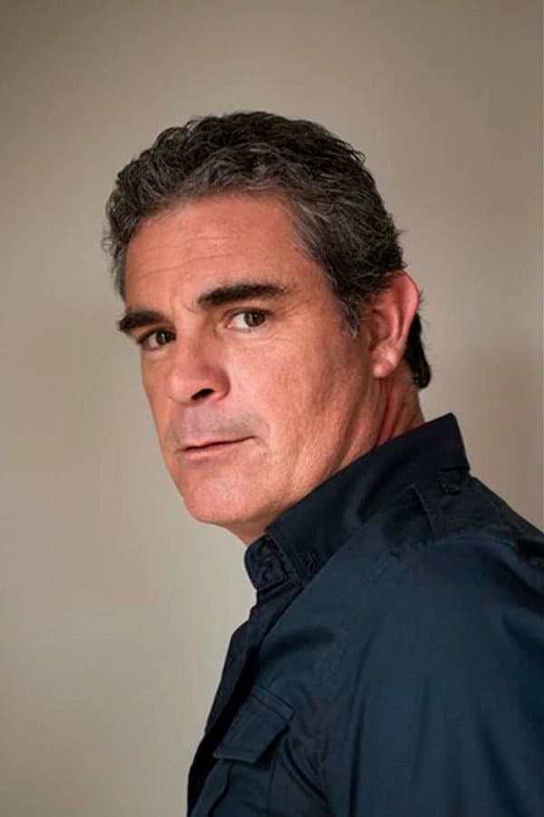 Julián Legaspi profile