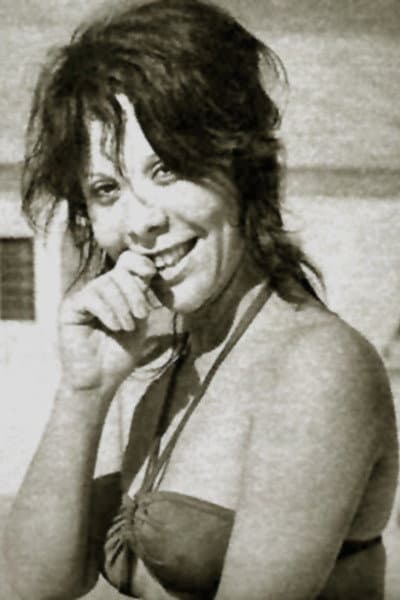 Olívia Pineschi profile