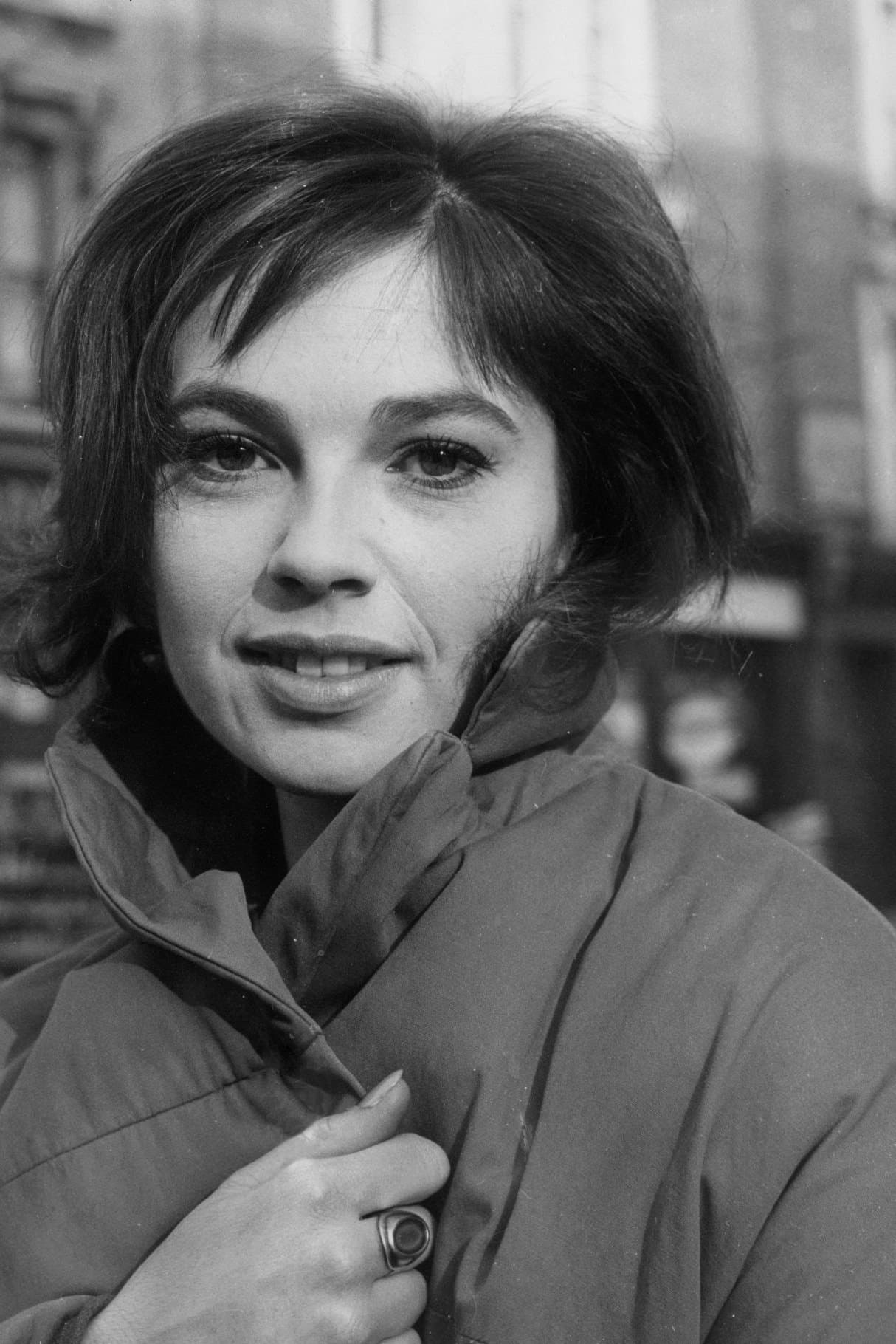 Kathleen Breck profile