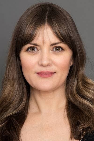 Lara Phillips profile