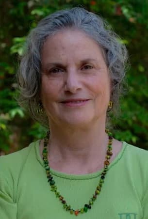 Virginia Flores profile