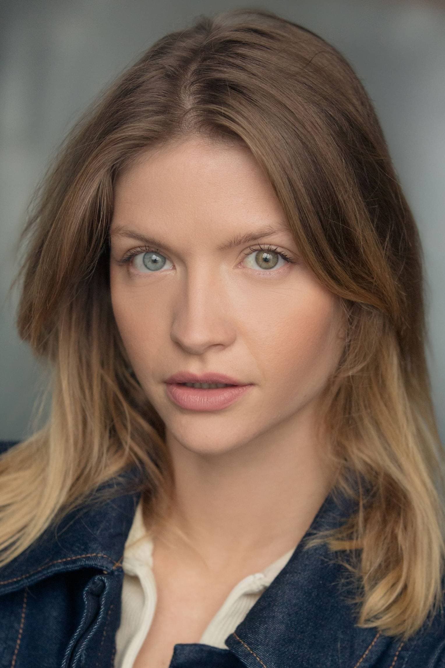 Syama Rayner profile