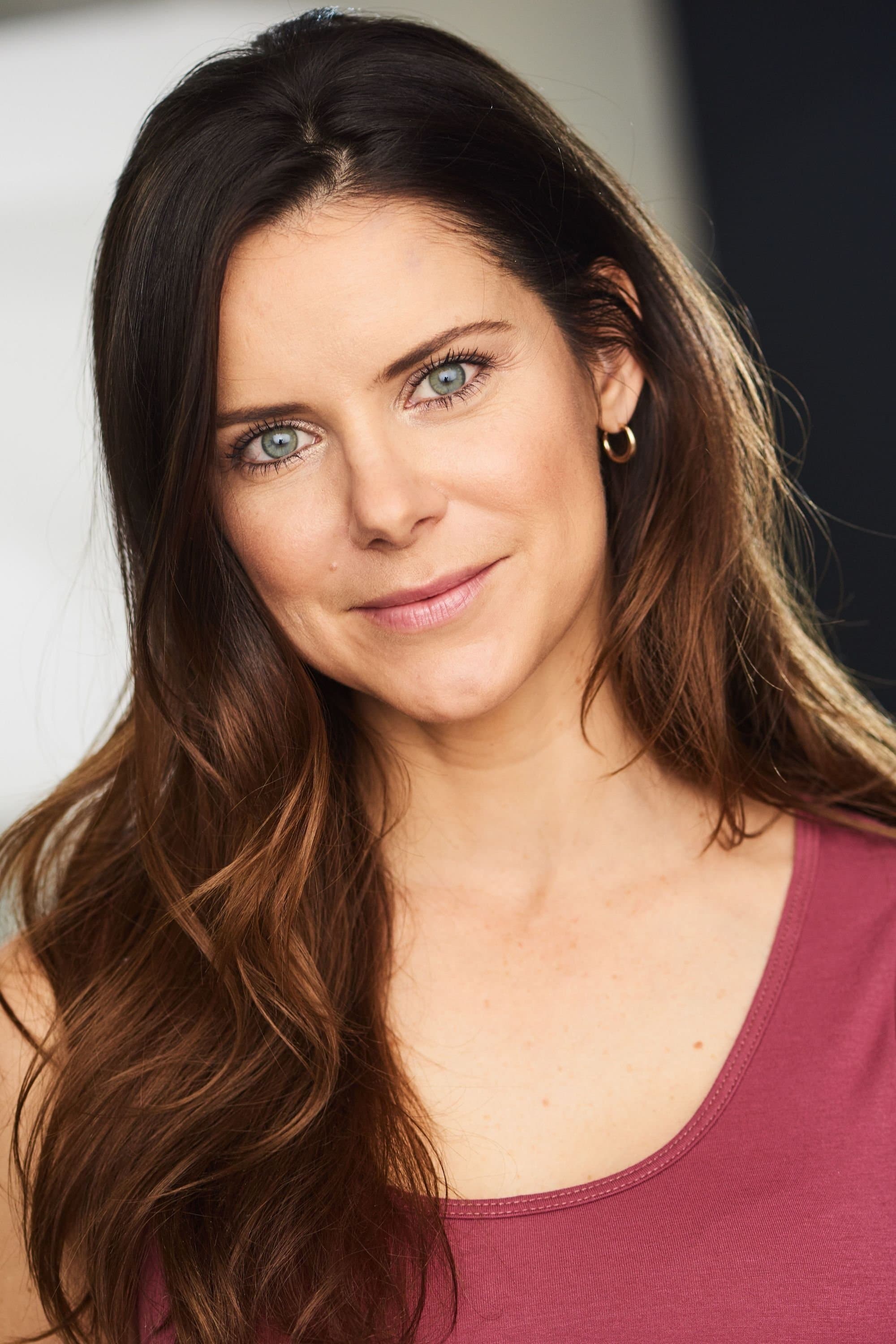 Elisabeth Hower profile