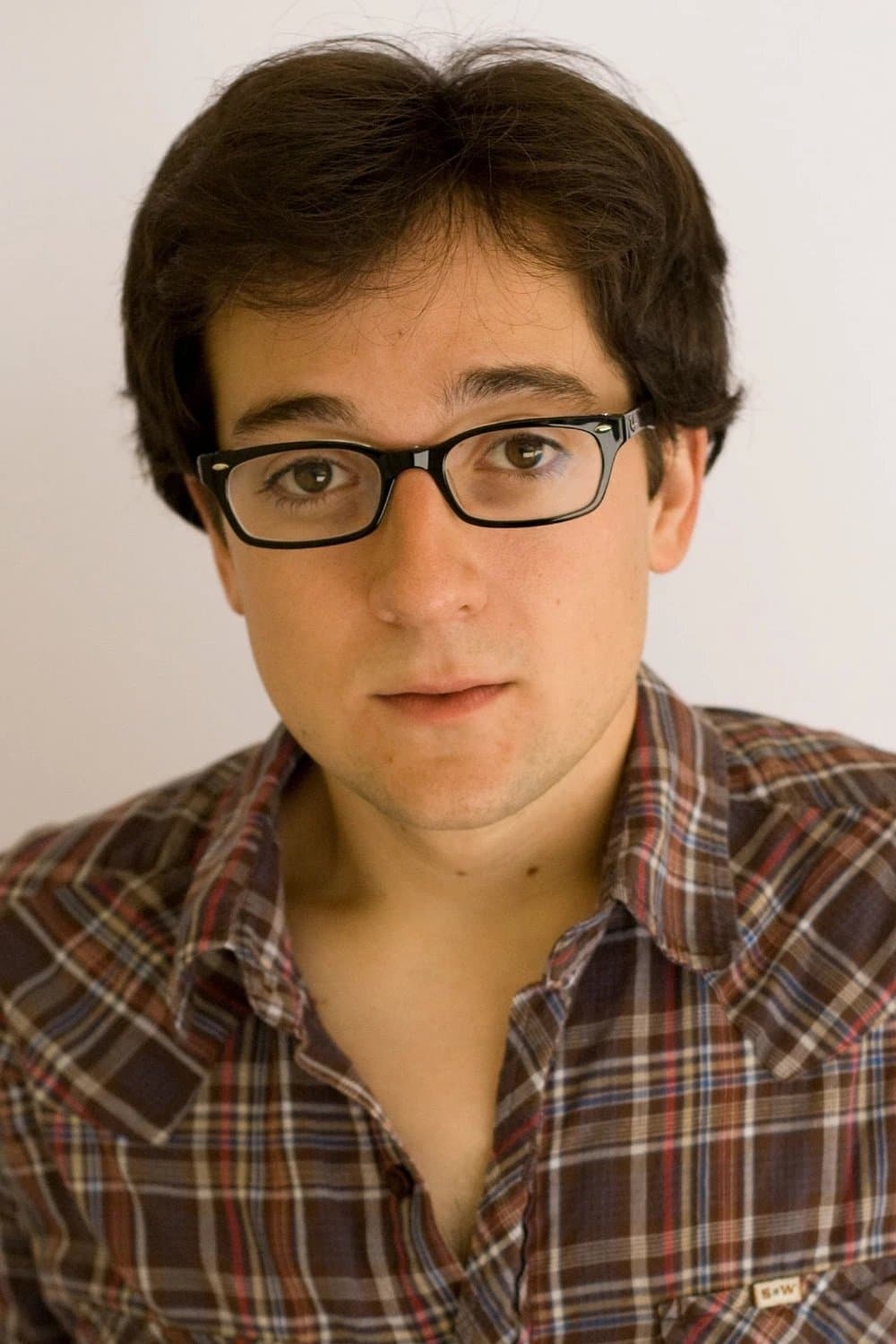 Josh Brener profile