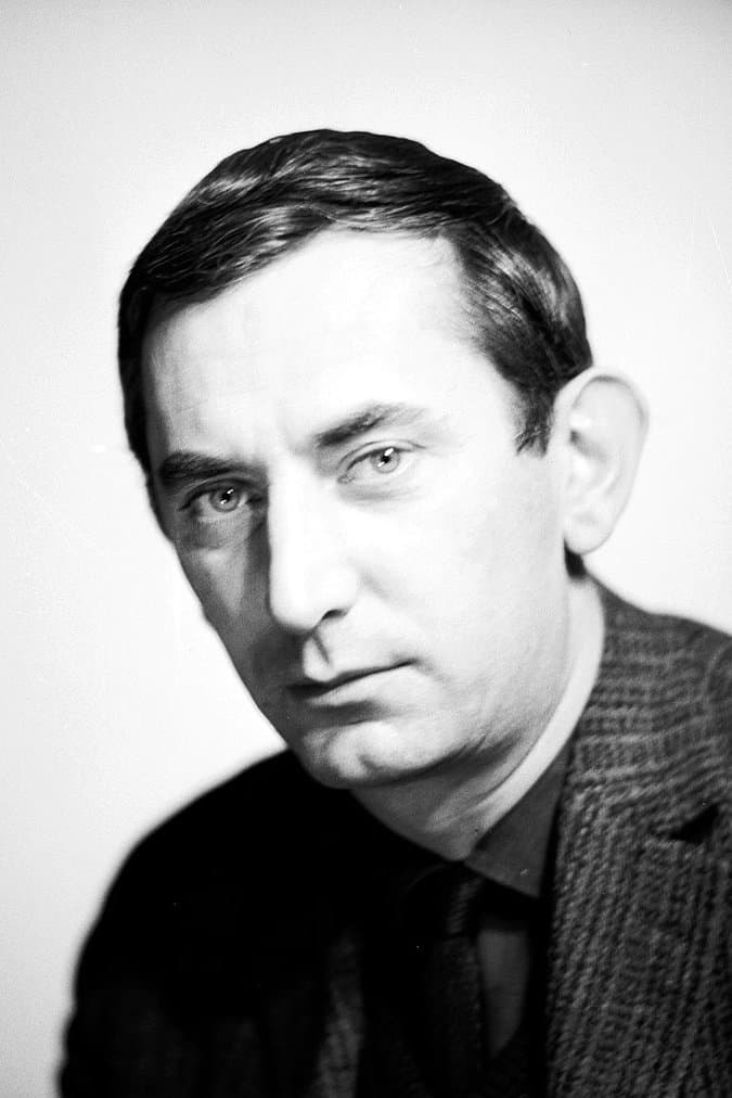 Gustaw Holoubek profile