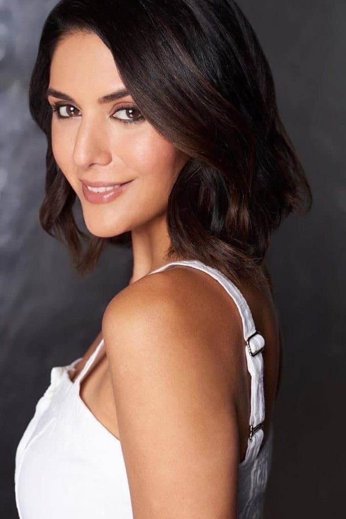 Niousha Noor profile