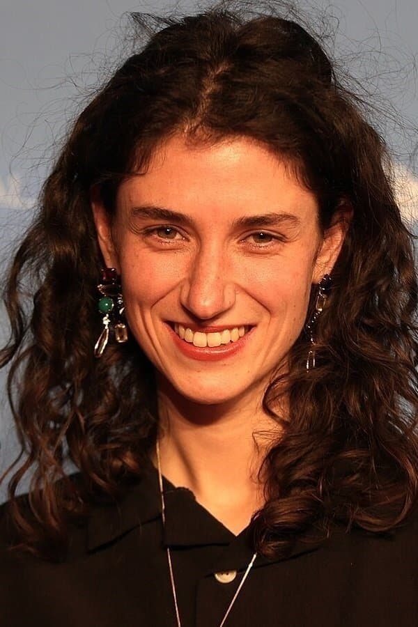 Clara Gostynski profile