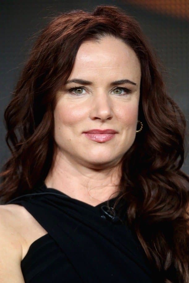 Juliette Lewis profile