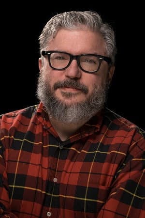 Alonso Duralde profile