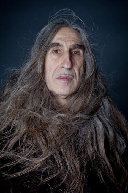 Barrington De La Roche profile