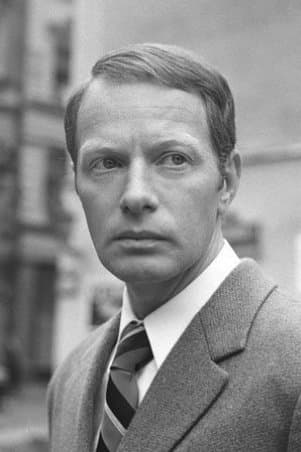 Albert Filozov profile