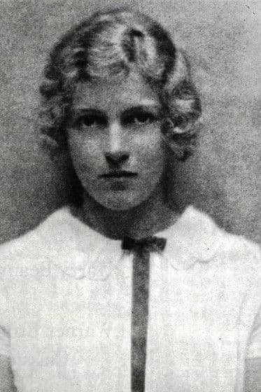 Dorothy Farnum profile