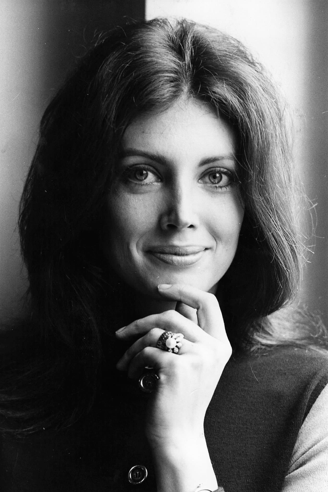 Gayle Hunnicutt profile