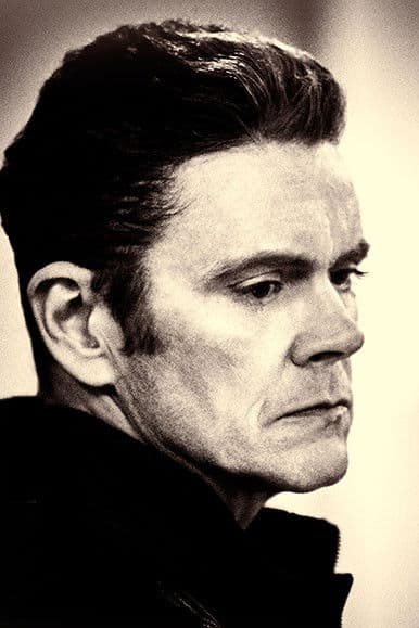 Chris Connelly profile