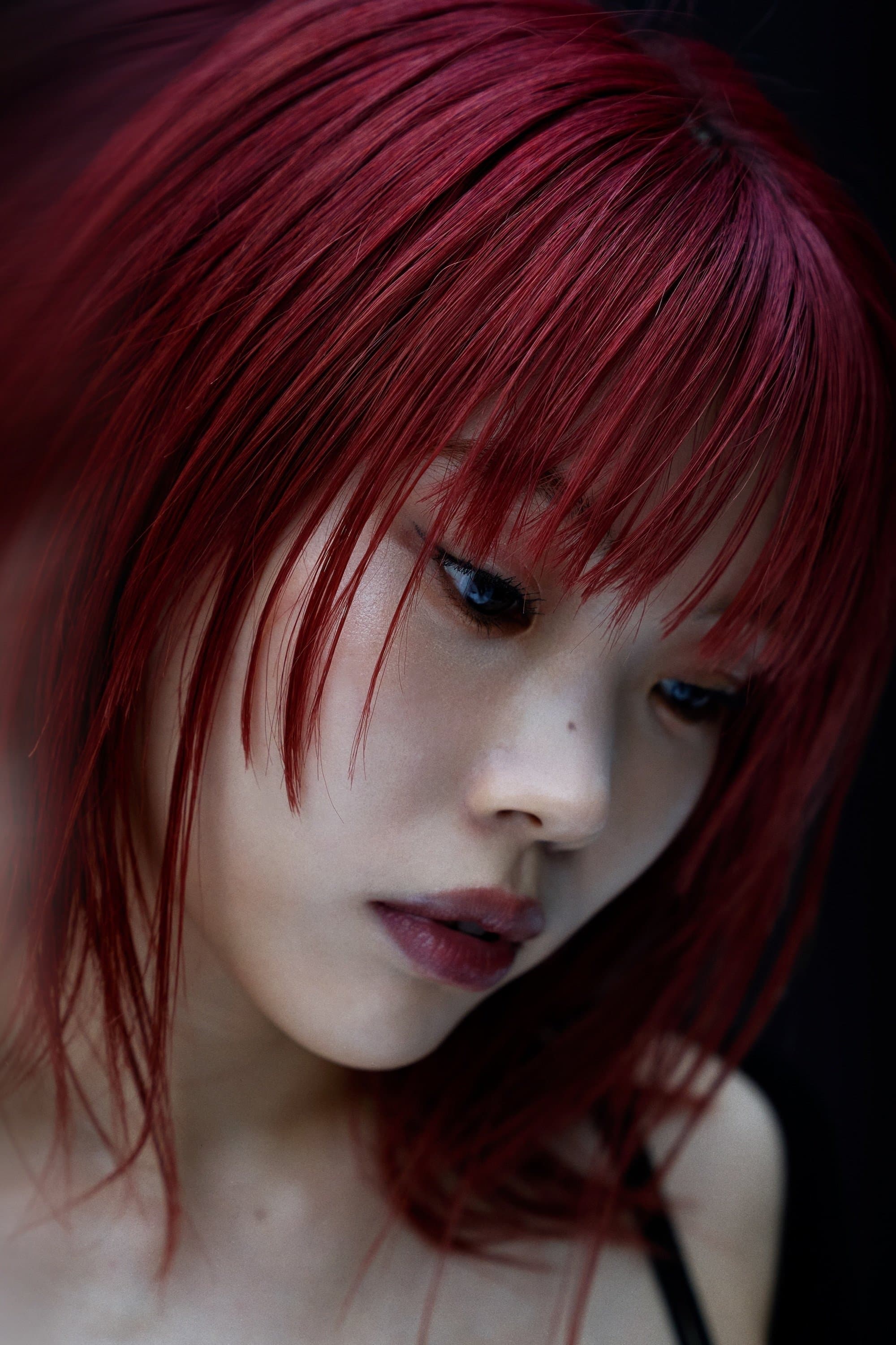 AiNA THE END profile