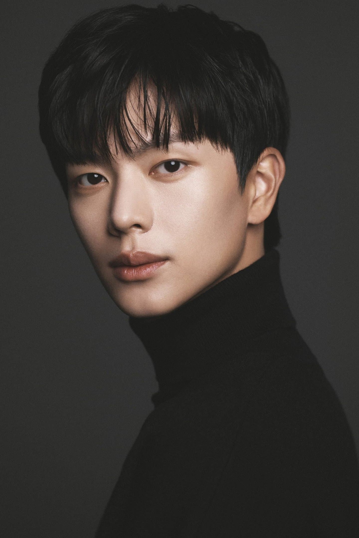 Yook Sung-jae profile
