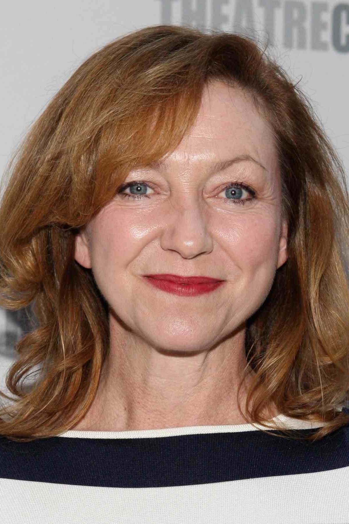 Julie White profile