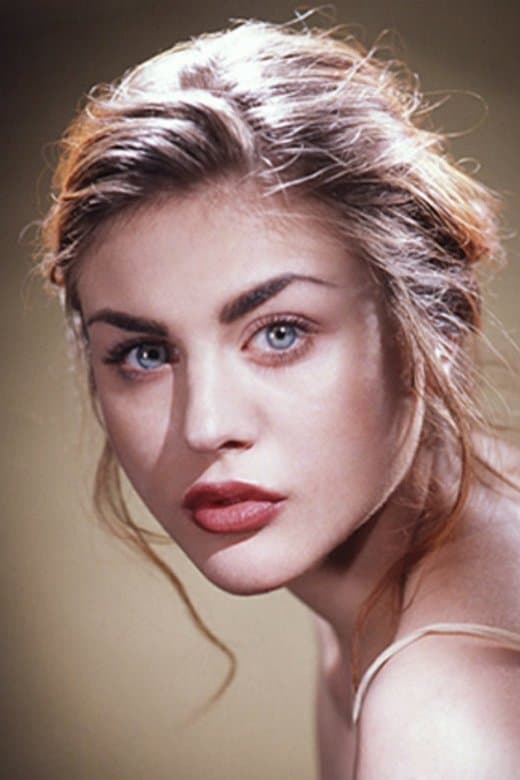 Frances Bean Cobain profile