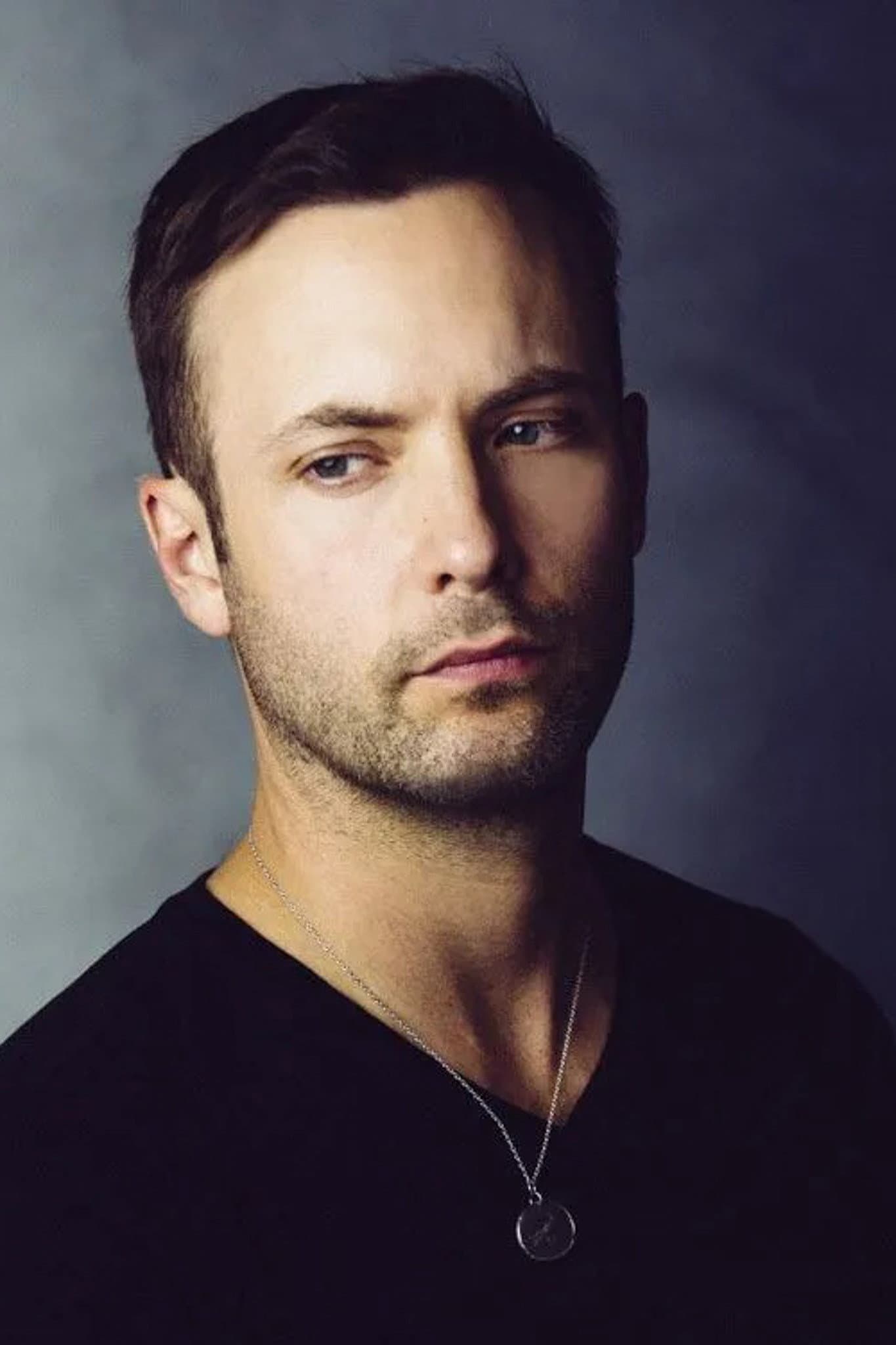 Dallas Smith profile