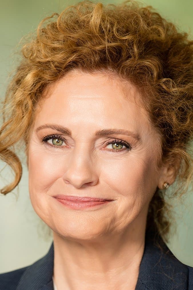 Sharon Sharth profile