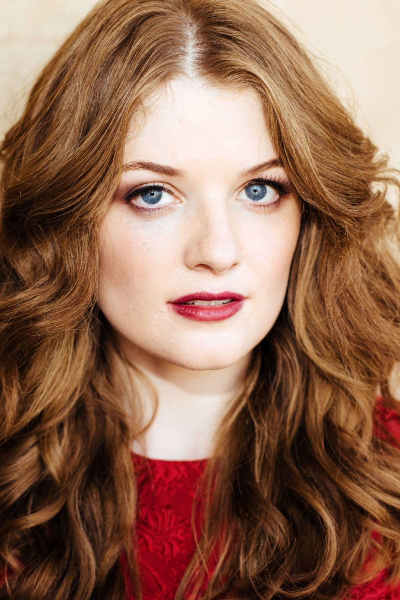 Meegan Warner profile