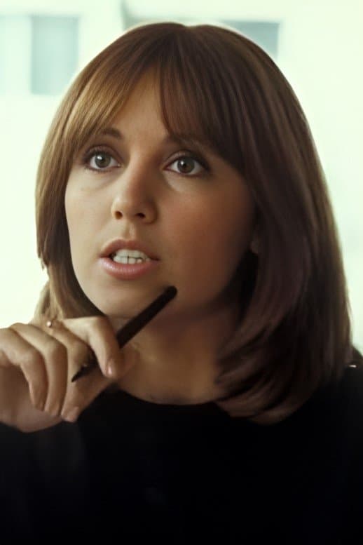 Caroline Cartier profile