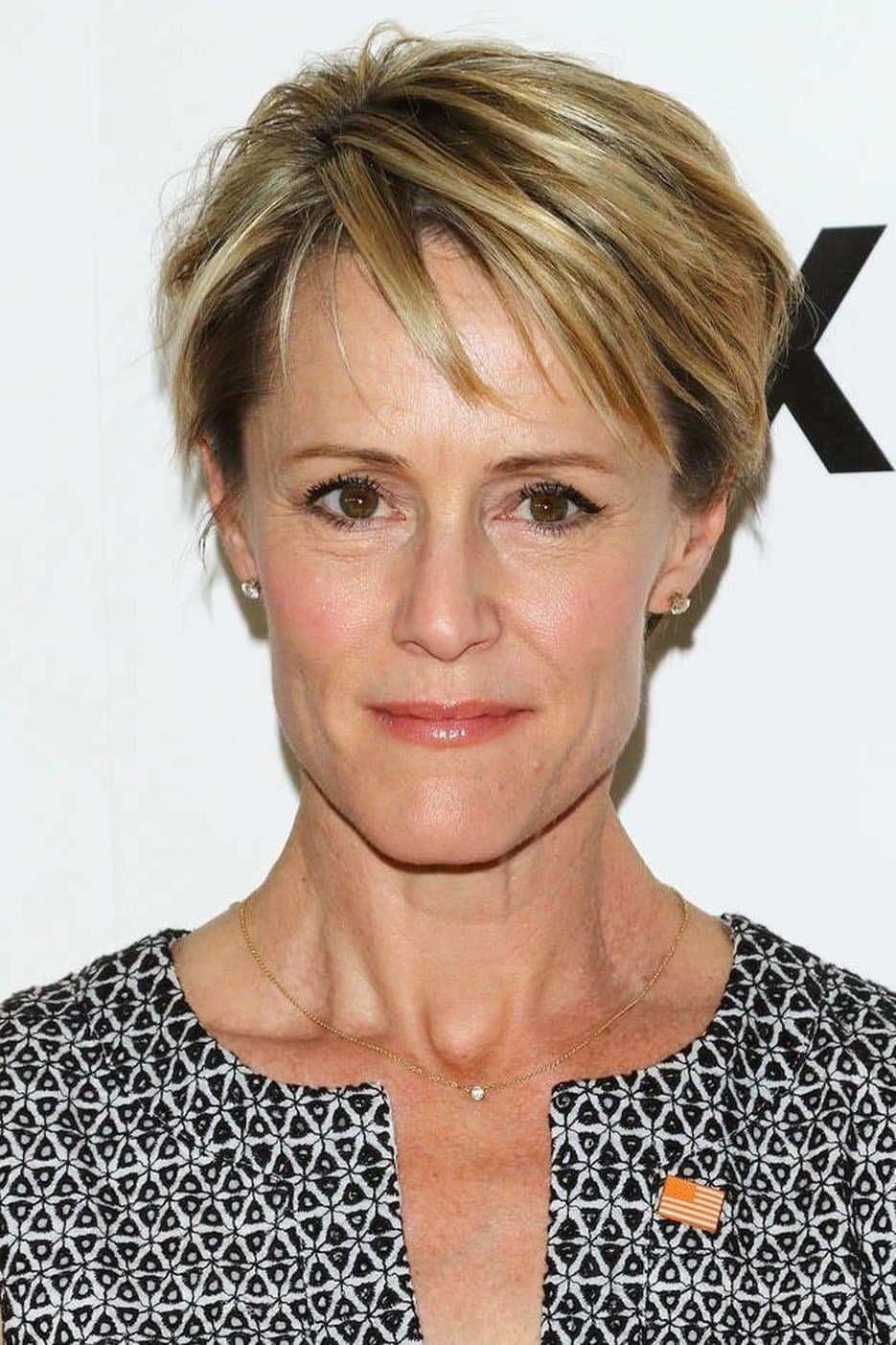 Mary Stuart Masterson profile