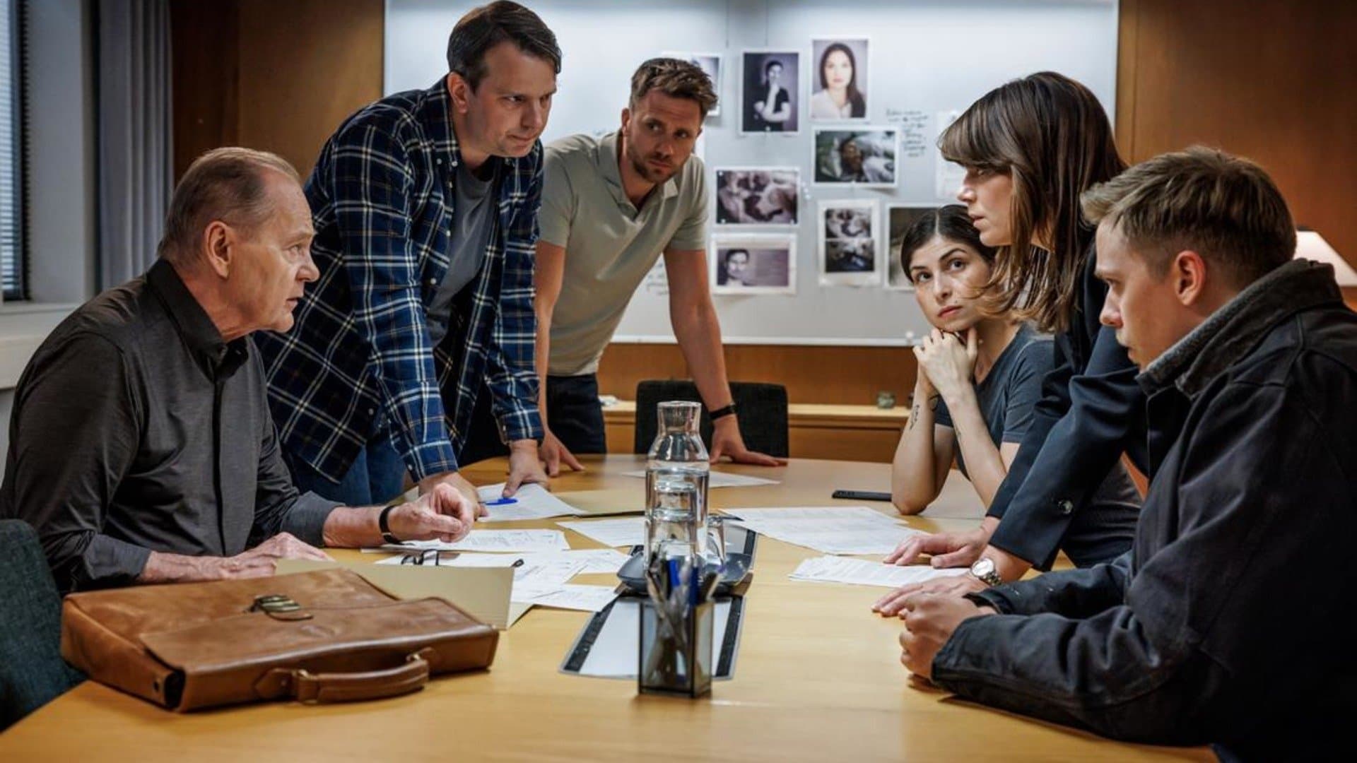 Beck 52 - The Invisible Man backdrop