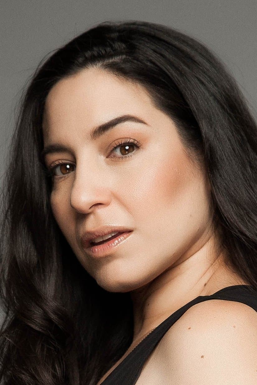 Tiaré Scanda profile