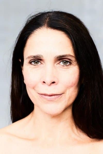 Ruth Amarante profile