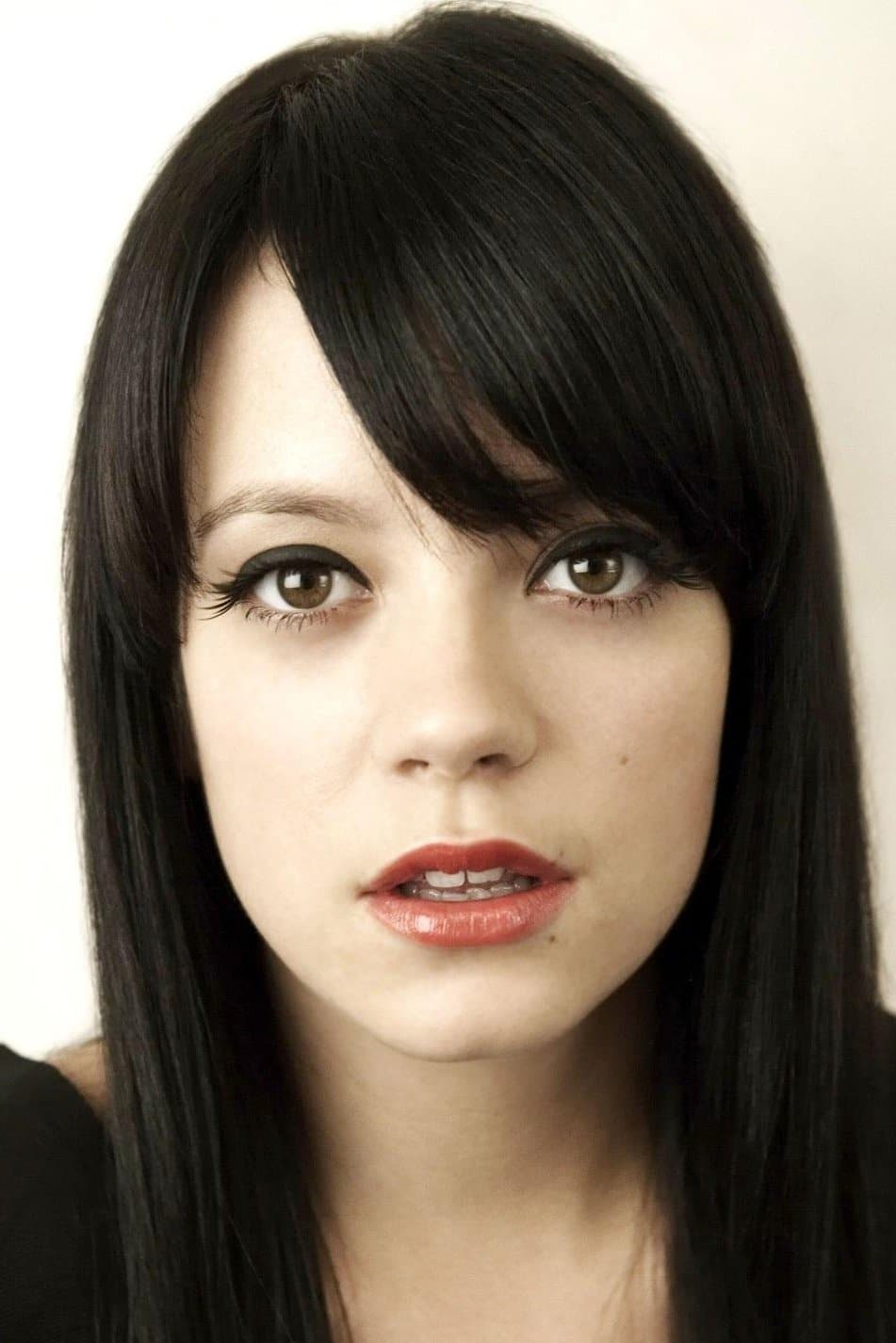 Lily Allen profile