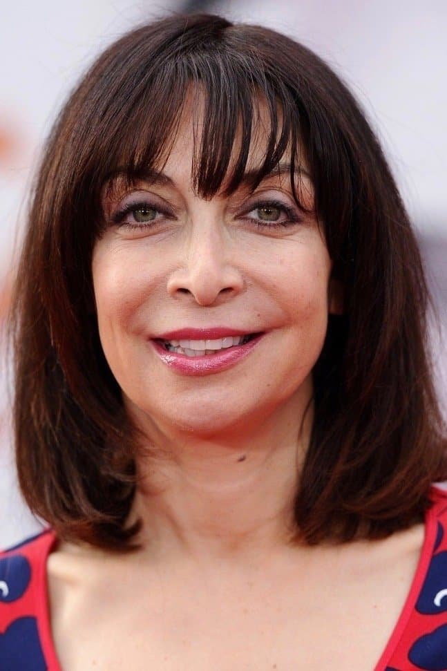 Illeana Douglas profile