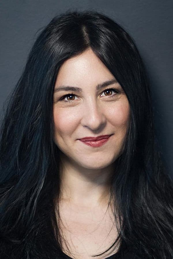 Yasemin Sakallıoğlu profile