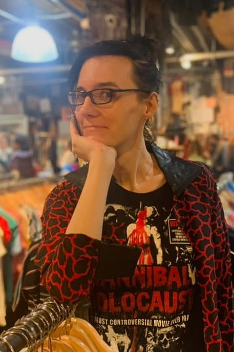 Alice Xandra Thirteen profile