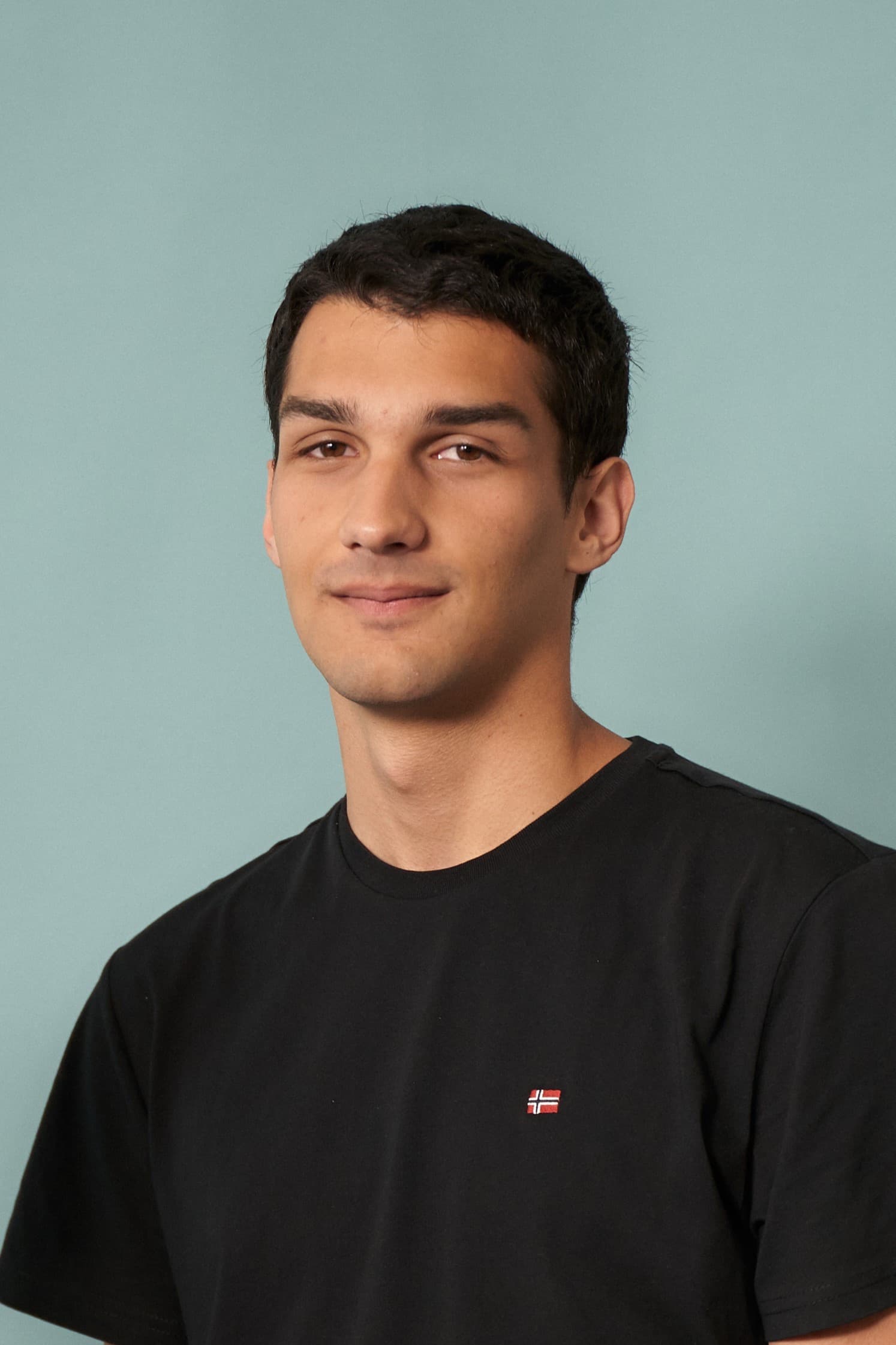 Javier Olave profile