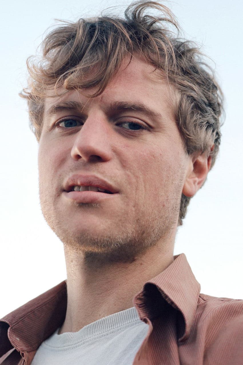 Johnny Flynn profile