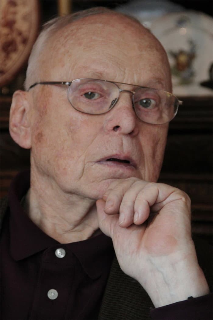 Hugo Niebeling profile