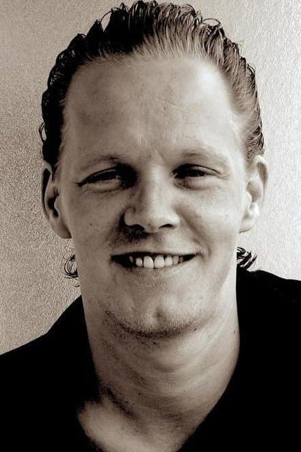 Ashley Wanninger profile