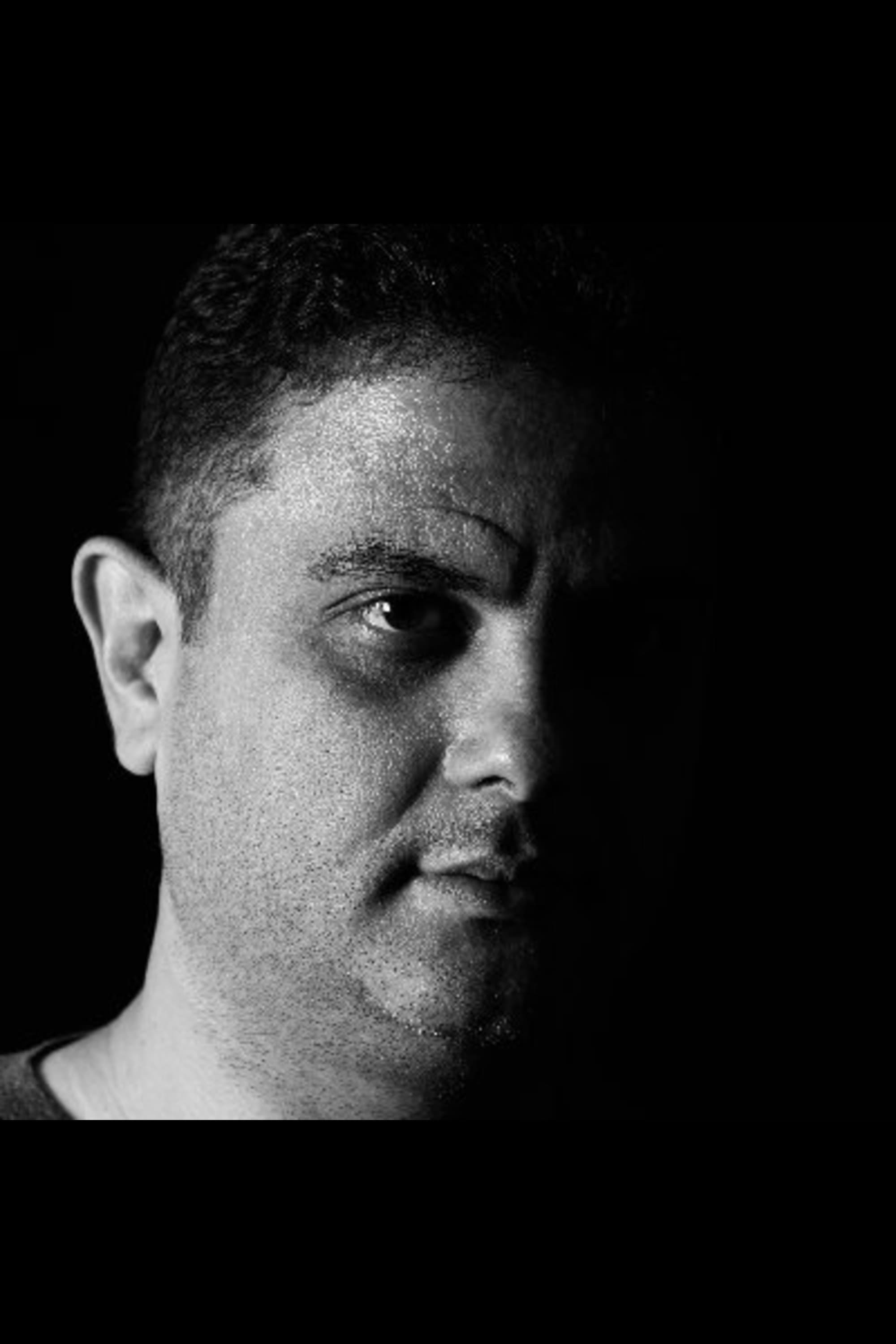 Ehsan Vaseghi profile