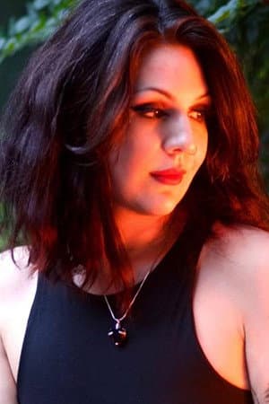 Summer Graves profile