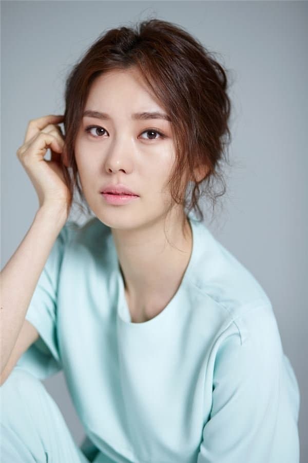 Hwang Sun-hee profile