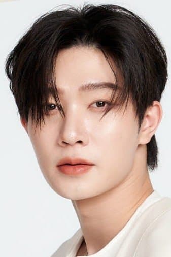 Pharinyakorn Khansawa profile